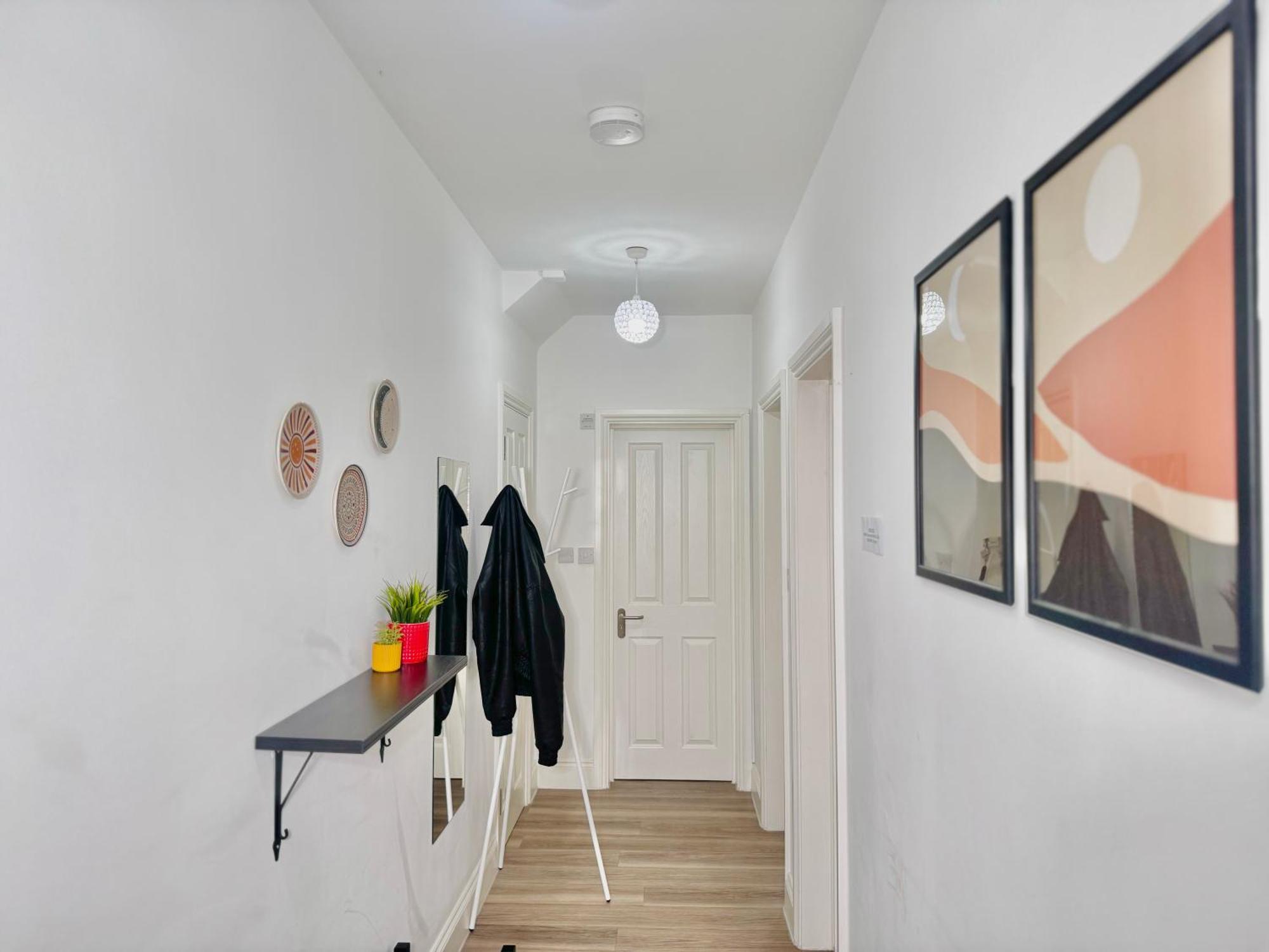 Cosy 1-Bed Flat 30Min To Central London & Parking Zewnętrze zdjęcie