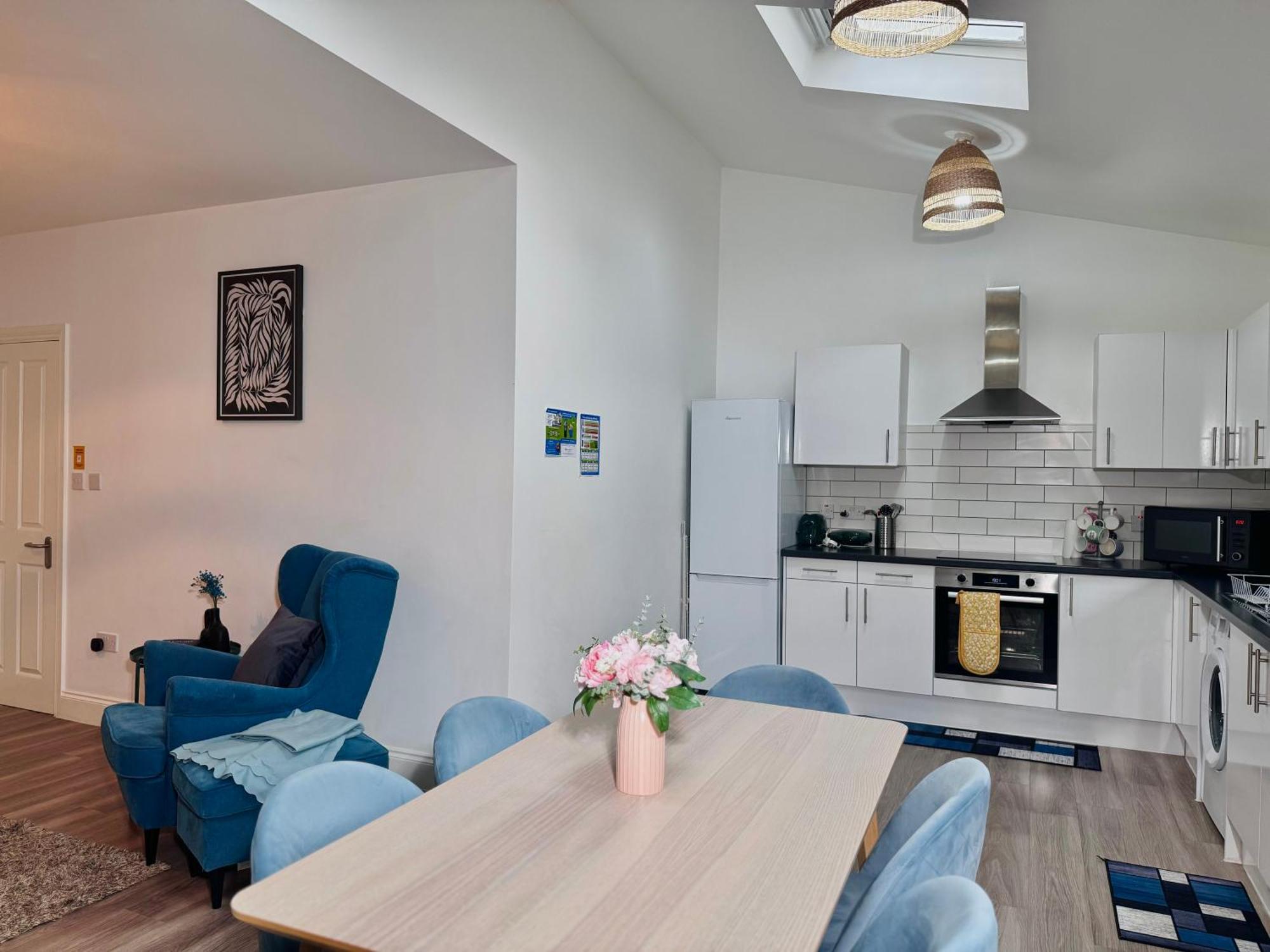 Cosy 1-Bed Flat 30Min To Central London & Parking Zewnętrze zdjęcie