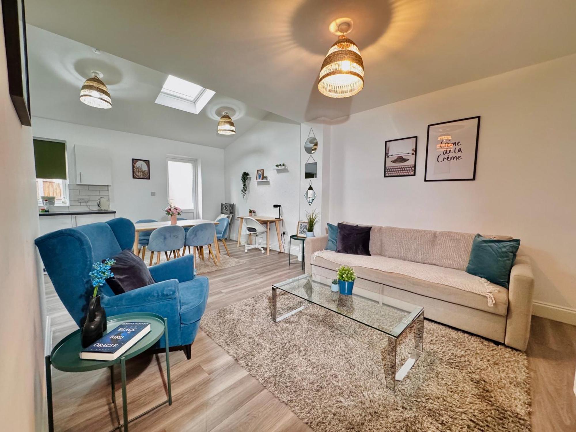 Cosy 1-Bed Flat 30Min To Central London & Parking Zewnętrze zdjęcie